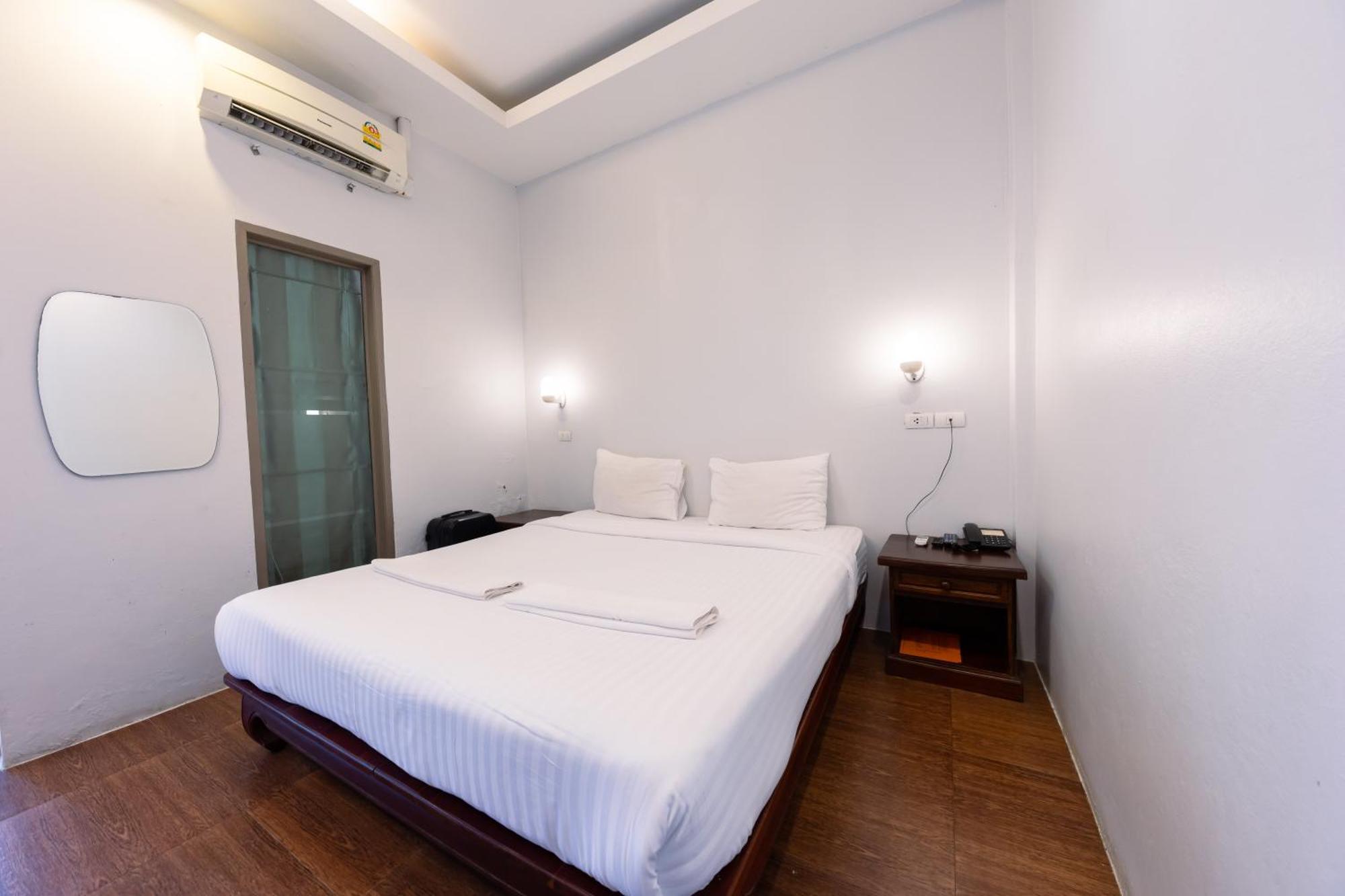 Sleep Hotel - Sha Certified Surat Thani Bagian luar foto