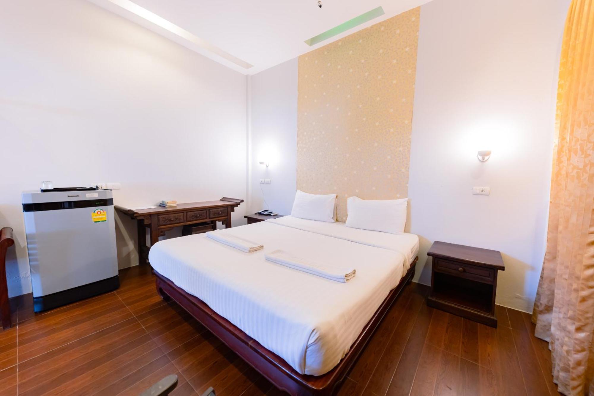 Sleep Hotel - Sha Certified Surat Thani Bagian luar foto