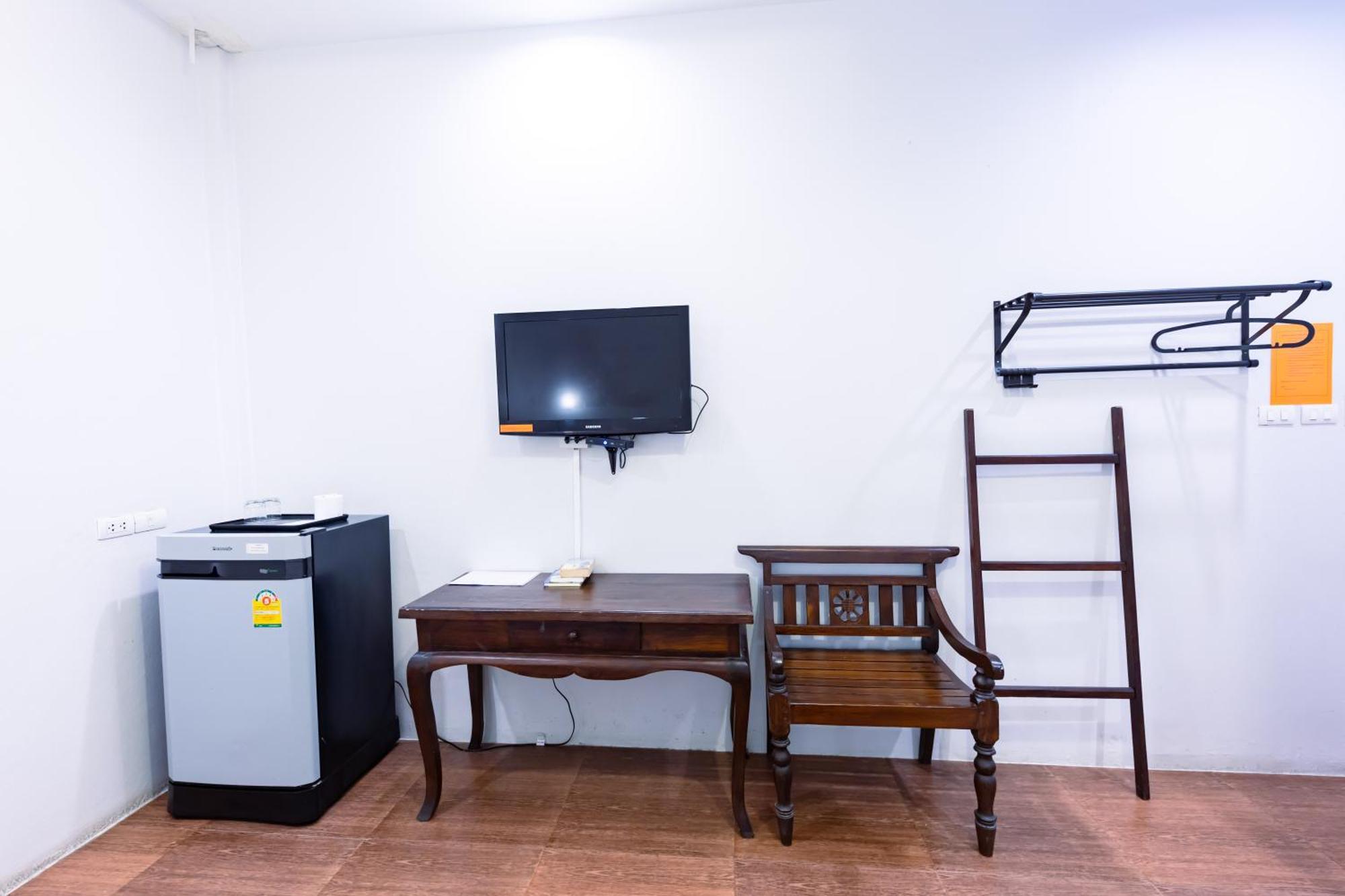 Sleep Hotel - Sha Certified Surat Thani Bagian luar foto