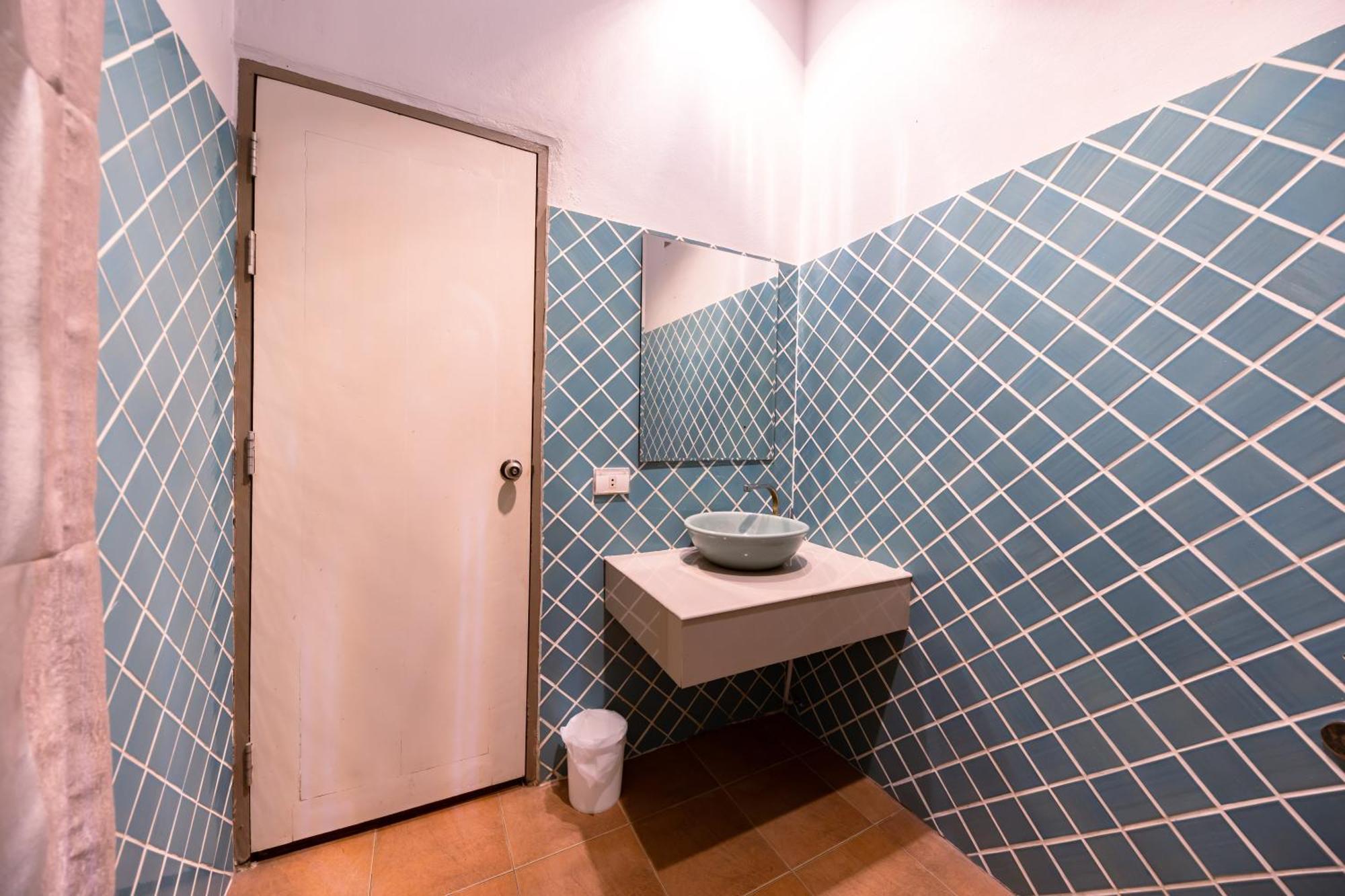 Sleep Hotel - Sha Certified Surat Thani Bagian luar foto